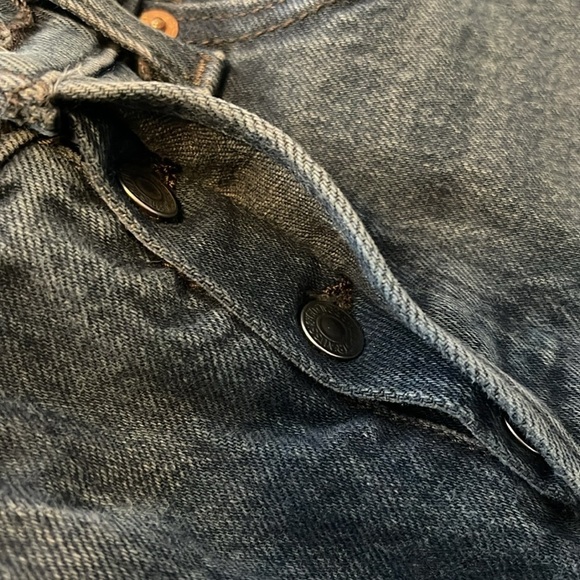 LEVIS Premium Wedgie Fit Upcycled Shorts Black Denim High Waist Button Fly  27 - Picture 5 of 14